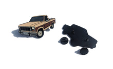 Load image into Gallery viewer, Pin Brown Truck For Caps Clothing Enamel Badge Pick Up Truck Pin Trucking pins F150