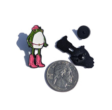 Load image into Gallery viewer, Cowgirl Frog Pin For Caps And Clothing Enamel Badge Frog Brooches Western backpack Embellishments