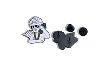 Load image into Gallery viewer, Pin baby angel with wings carrying money For Caps And Clothing Enamel Badge Cupid with money pin