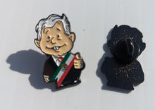 Load image into Gallery viewer, Pin AMLO Car Plate Pin For Caps And Clothing Enamel Badge Pin Andres Manuel Lopez Obrador Mexico