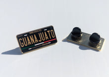Load image into Gallery viewer, Pin Guanajuato Car Plate Pin For Caps And Clothing Enamel Badge Pin GTO Mexico
