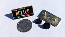 Load image into Gallery viewer, Pin Mexico Car Plate Pin For Caps And Clothing Enamel Badge Pin Mex MX Mexico