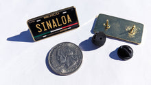 Load image into Gallery viewer, Pin Sinaloa Car Plate Pin For Caps And Clothing Enamel Badge Pin SIN Mexico