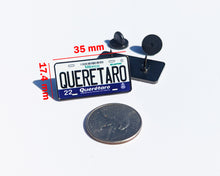 Load image into Gallery viewer, Queretaro Car Plate Pin For Caps And Clothing Enamel Badge Pin QRO Original Mexico plate Pin Mexican Pin Queretaro Pin