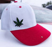 Load image into Gallery viewer, Marihuana Pin For Caps And Clothing Enamel Badge Pin Weed Pin