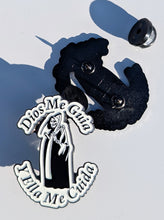Load image into Gallery viewer, Pin Santa Muerte Pin for Caps Clothing Enamel Badge Dios me Guia Pin Holy Death Pin