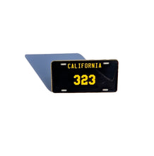 Load image into Gallery viewer, California 323 Pin For Caps And Clothing Enamel Badge California Car Plate Pin California USA License Plate
