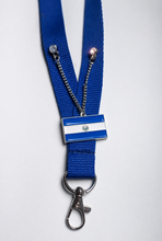 Load image into Gallery viewer, El Salvador Flag Pin Chain For Caps And Clothing Enamel Badge Salvadorian Flag Brooches backpack Embellishments
