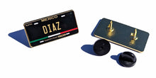 Load image into Gallery viewer, Pin Diaz Car Plate Pin For Caps And Clothing Enamel Badge Pin Diaz Mexican Plate Pin
