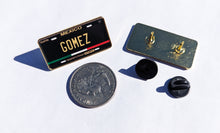 Load image into Gallery viewer, Pin Gomez Car Plate Pin For Caps And Clothing Enamel Badge Pin Gomez Mexican Plate Pin
