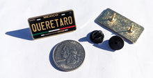 Load image into Gallery viewer, Pin Queretaro Car Plate Pin For Caps And Clothing Enamel Badge Pin QRO Mexico
