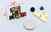 Load image into Gallery viewer, Pin Dios por Delante for Caps Clothing Enamel Badge  Pin For Caps And Clothing Enamel Badge Religious pin
