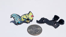 Load image into Gallery viewer, Angry Rooster Pin For Caps And Clothing Enamel Badge  Gallo Gallero Mexican Latino Mexico Rooster Farm Fighting Gallo de Pelea
