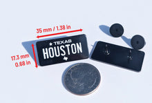 Load image into Gallery viewer, Houston Car Plate Pin for Caps Clothing Enamel Badge Pin Texas Houstonian TX 35mm
