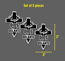 Load image into Gallery viewer, Dios por Delante Decal Car Window Vinyl Sticker Mexican Flag Trucking Sticker Christian Faith Cross Decal Jesus Crown #3
